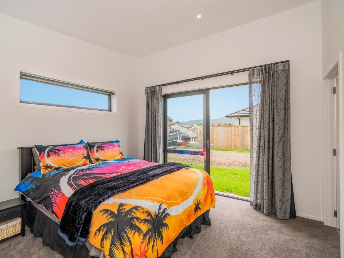 Sun And Sea Sanctuary - Whitianga Holiday Home Екстер'єр фото