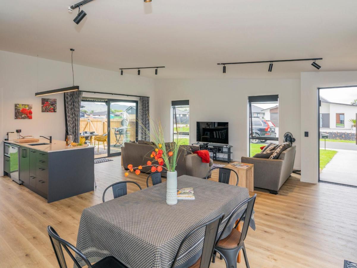 Sun And Sea Sanctuary - Whitianga Holiday Home Екстер'єр фото